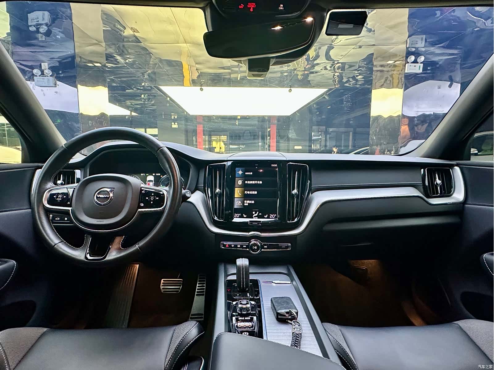 Volvo XC60, 2020 11