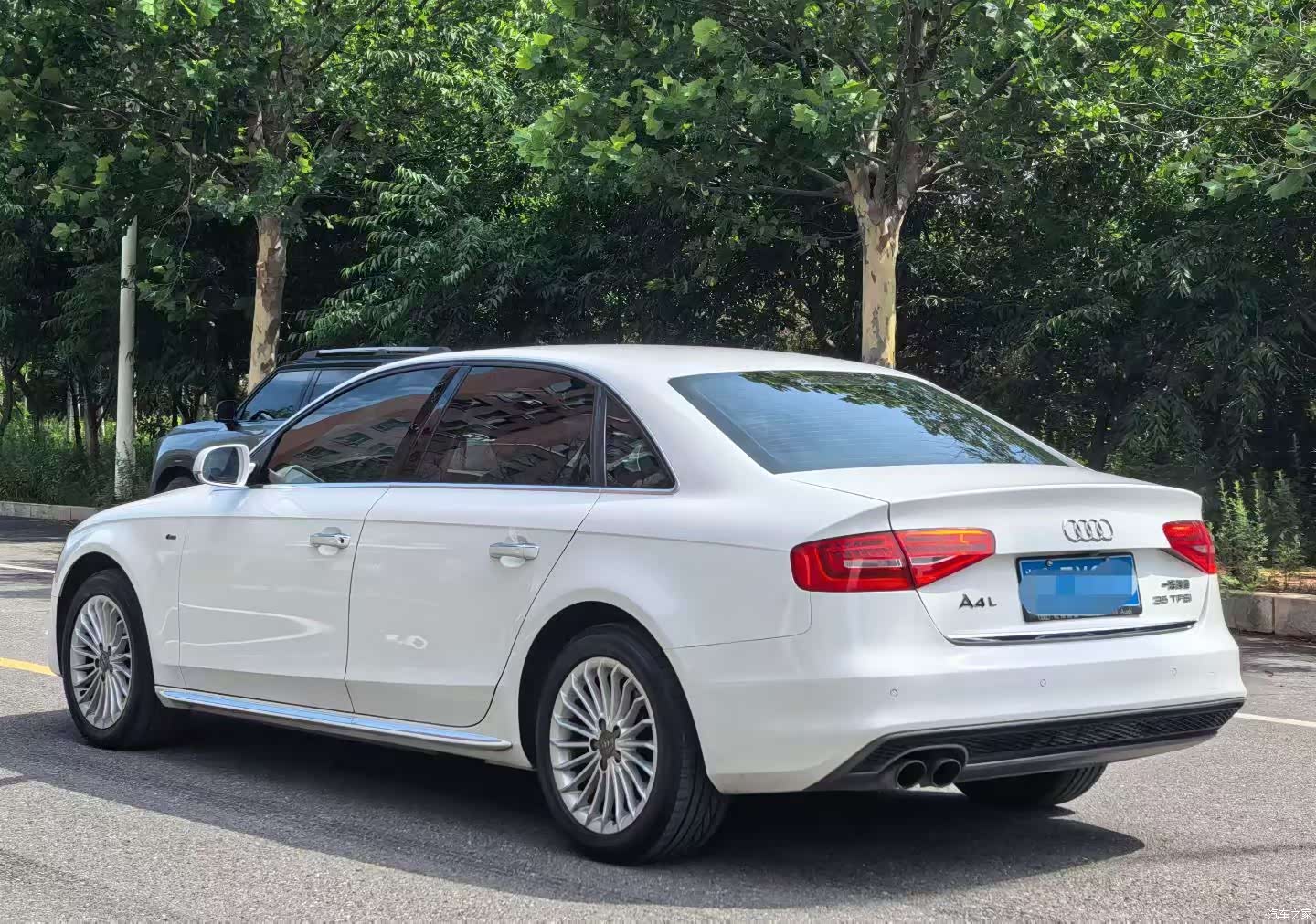 Audi A4L, 2016 6
