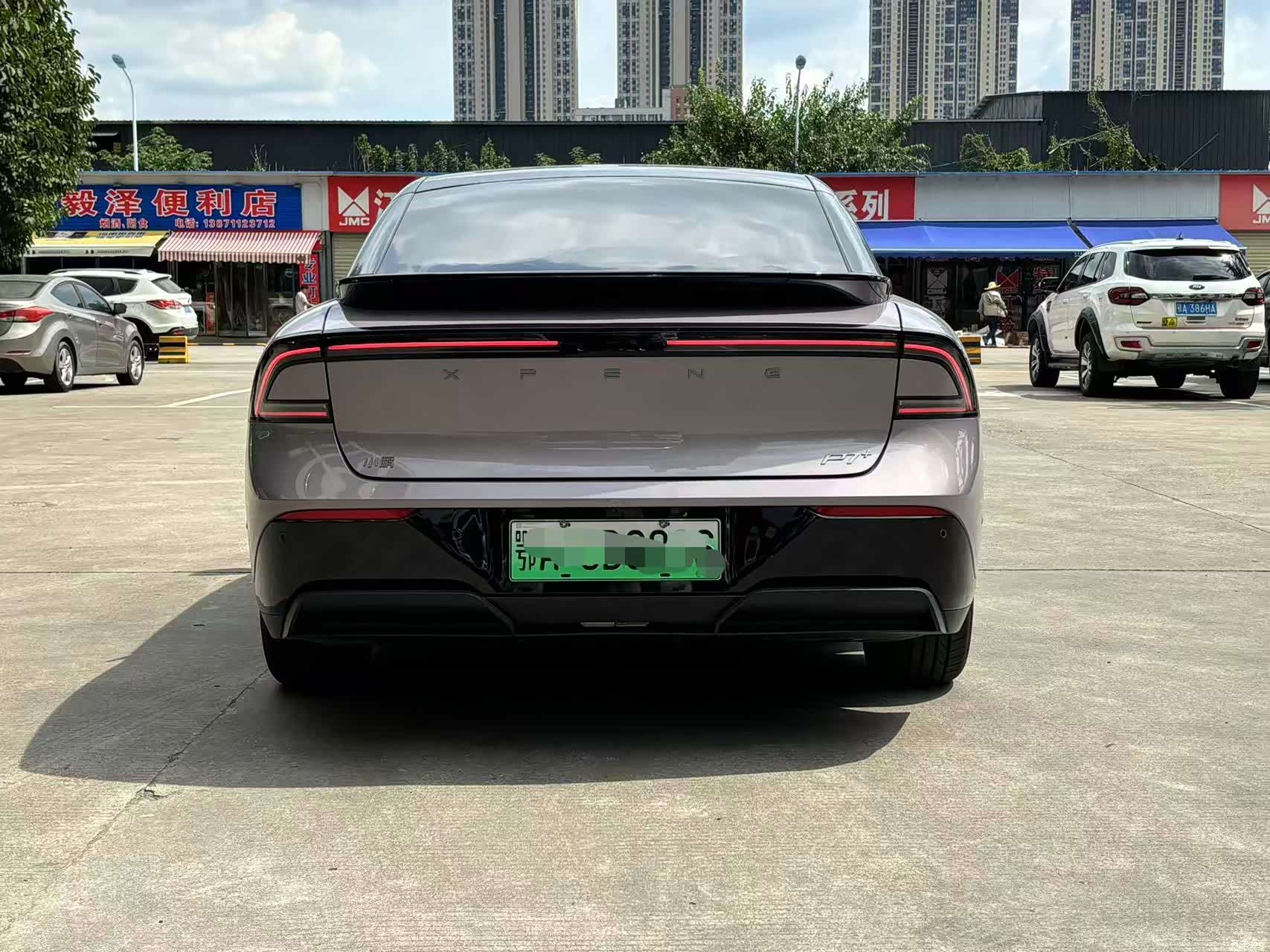 Xpeng P7, 2026 все фото