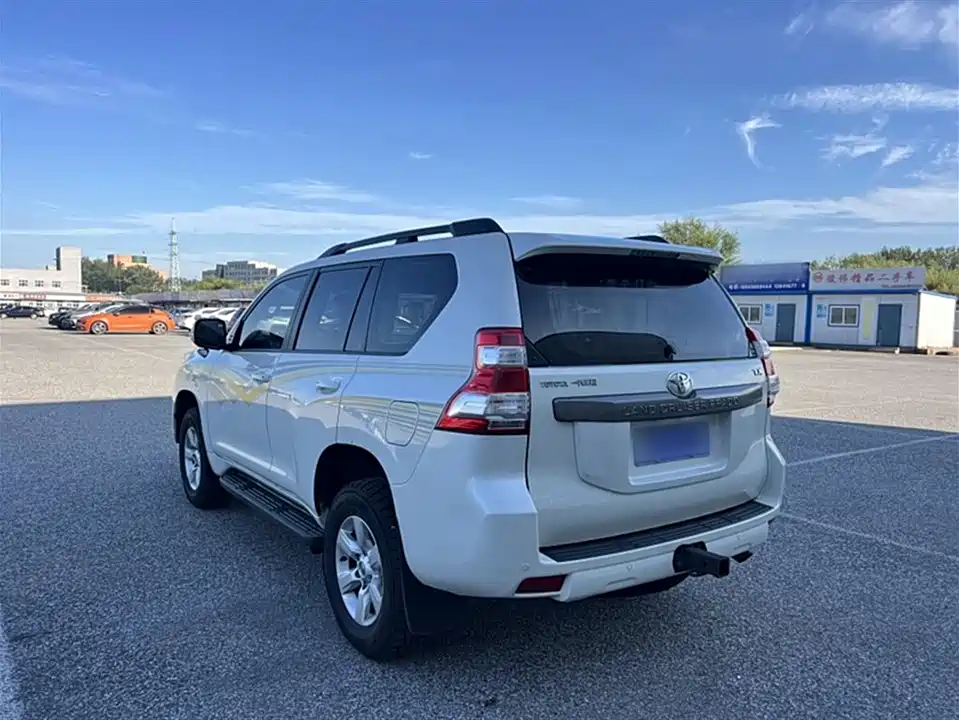 Toyota Prado