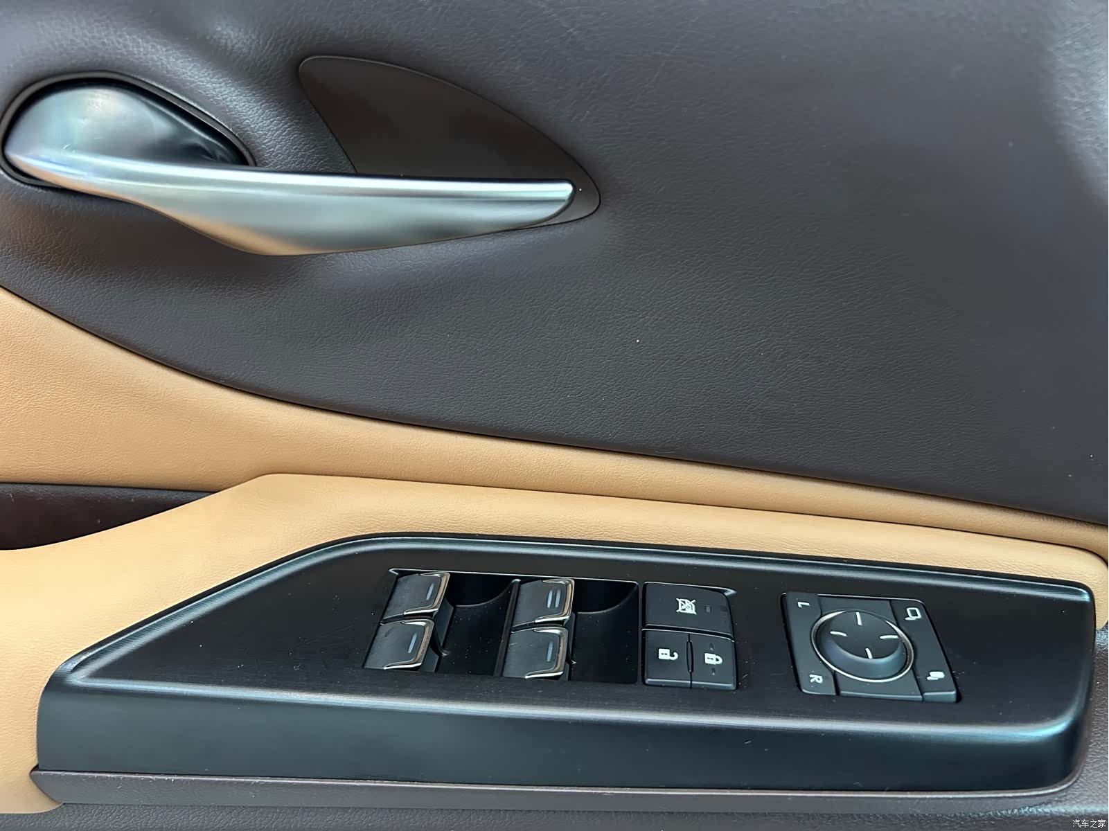 Lexus ES, 2021 26