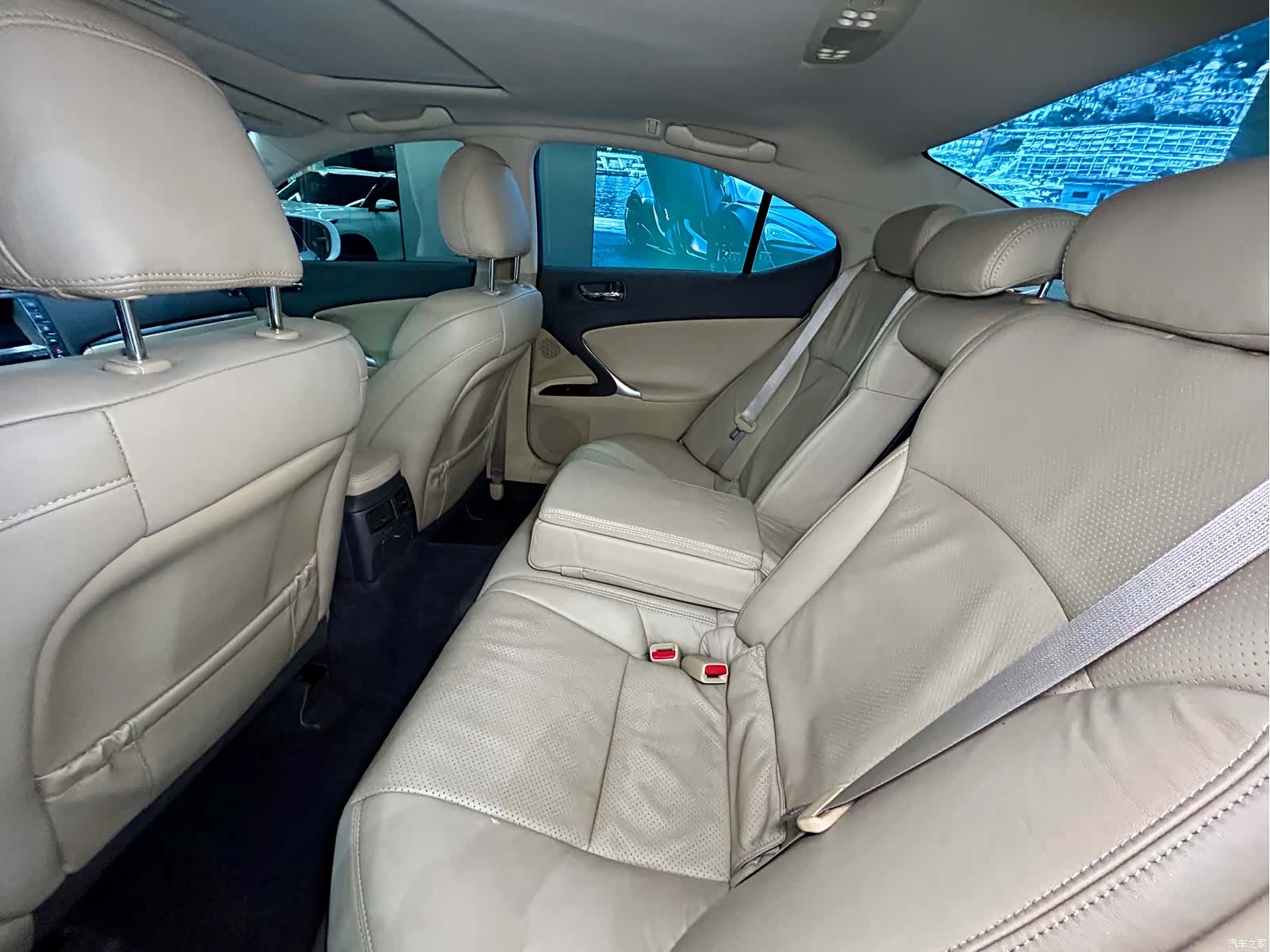 Lexus IS, 2012 24