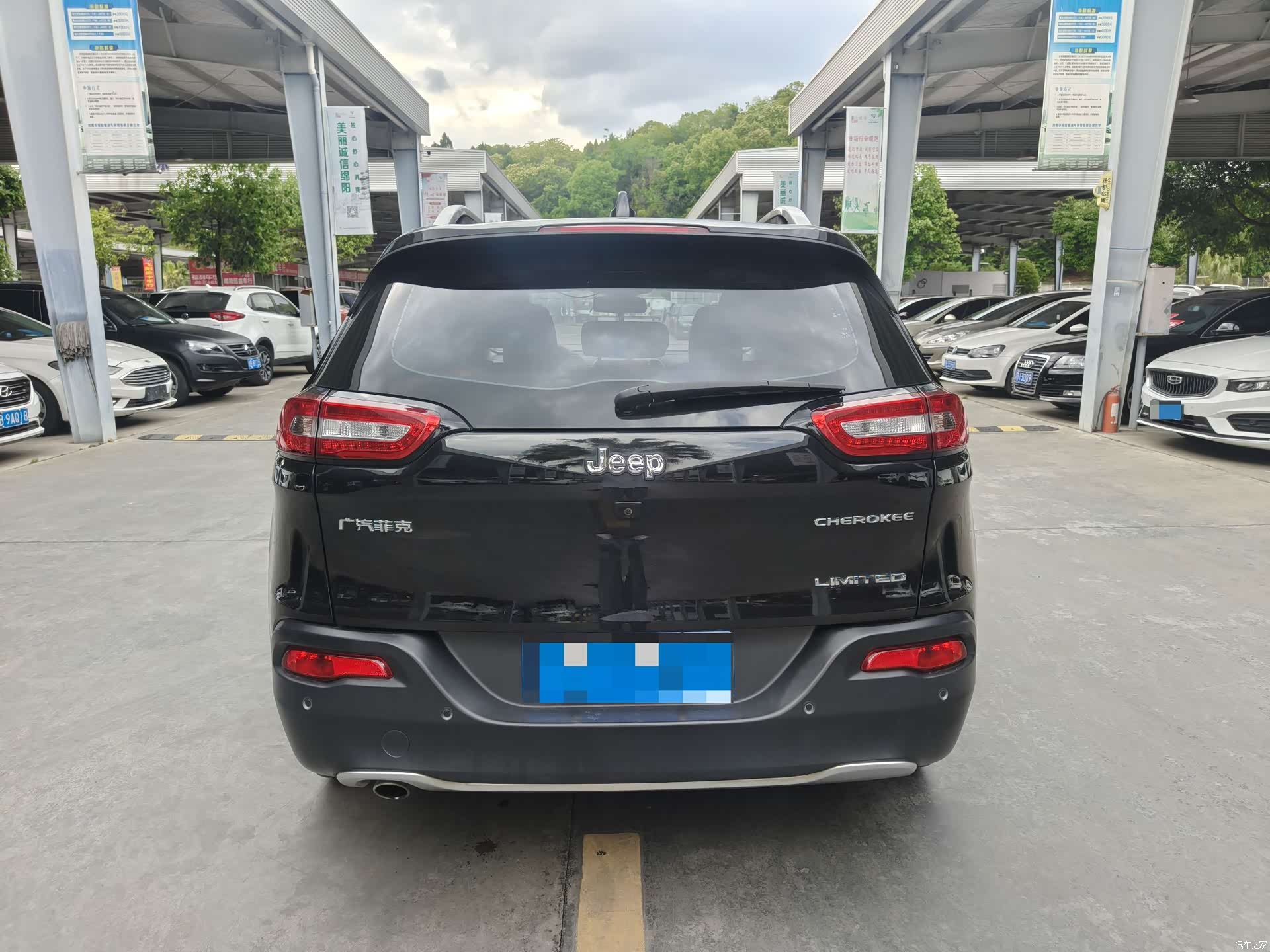 Jeep Cherokee, 2018 4
