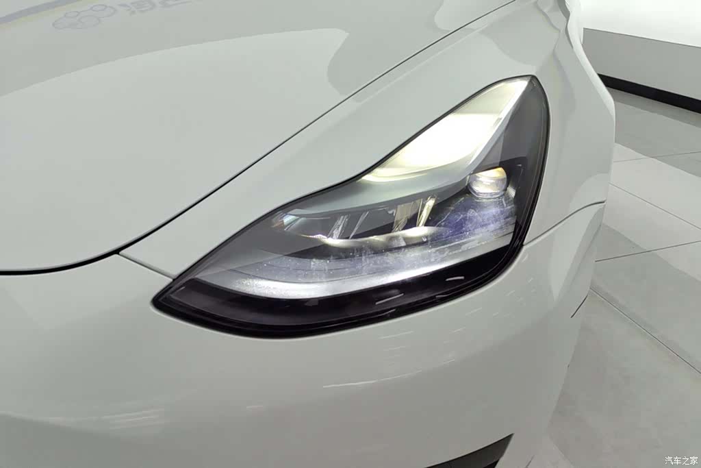 Tesla Model 3, 2023 все фото