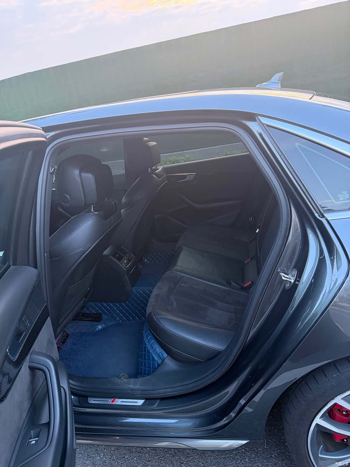 Audi A4L, 2020 13