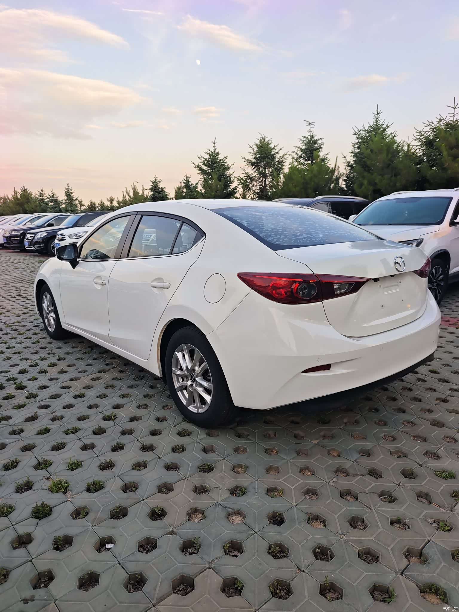 Mazda Mazda3, 2016 7