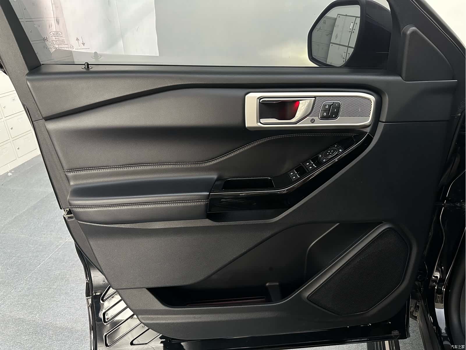 Ford Explorer, 2021 10