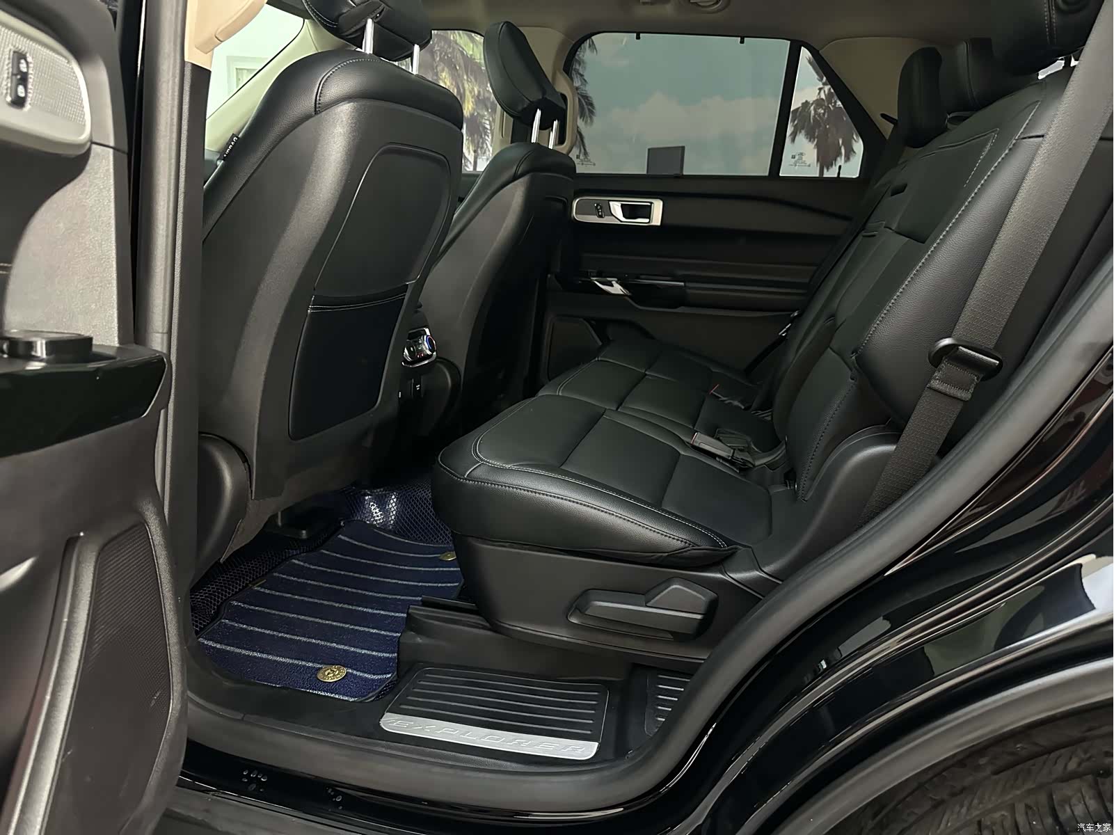 Ford Explorer, 2021 16