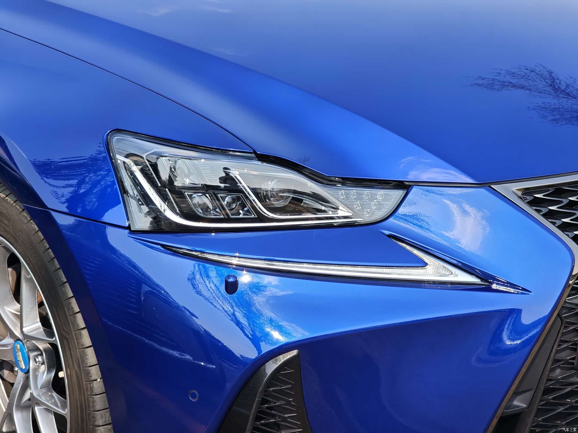 Lexus IS, 2019 7