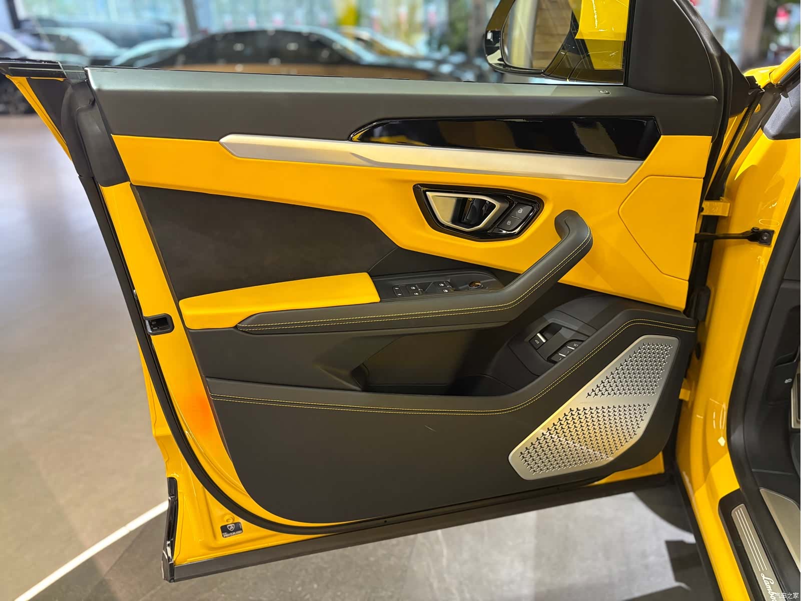 Lamborghini Urus, 2019 7