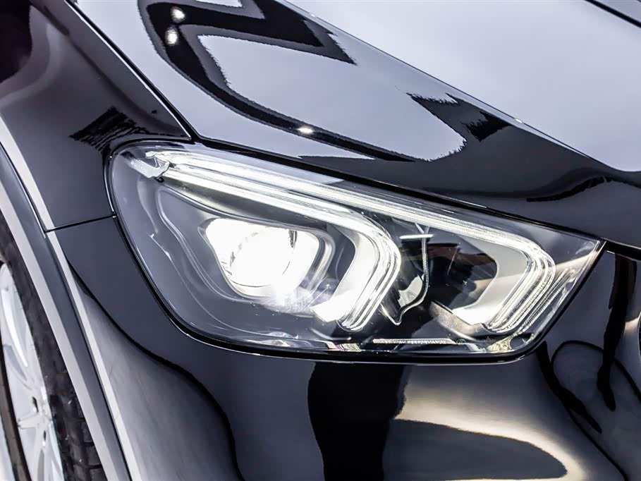 Mercedes-Benz GLE Mercedes-Benz GLE