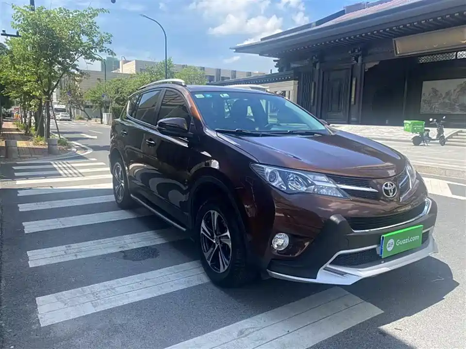 Toyota RAV4 Rongfang