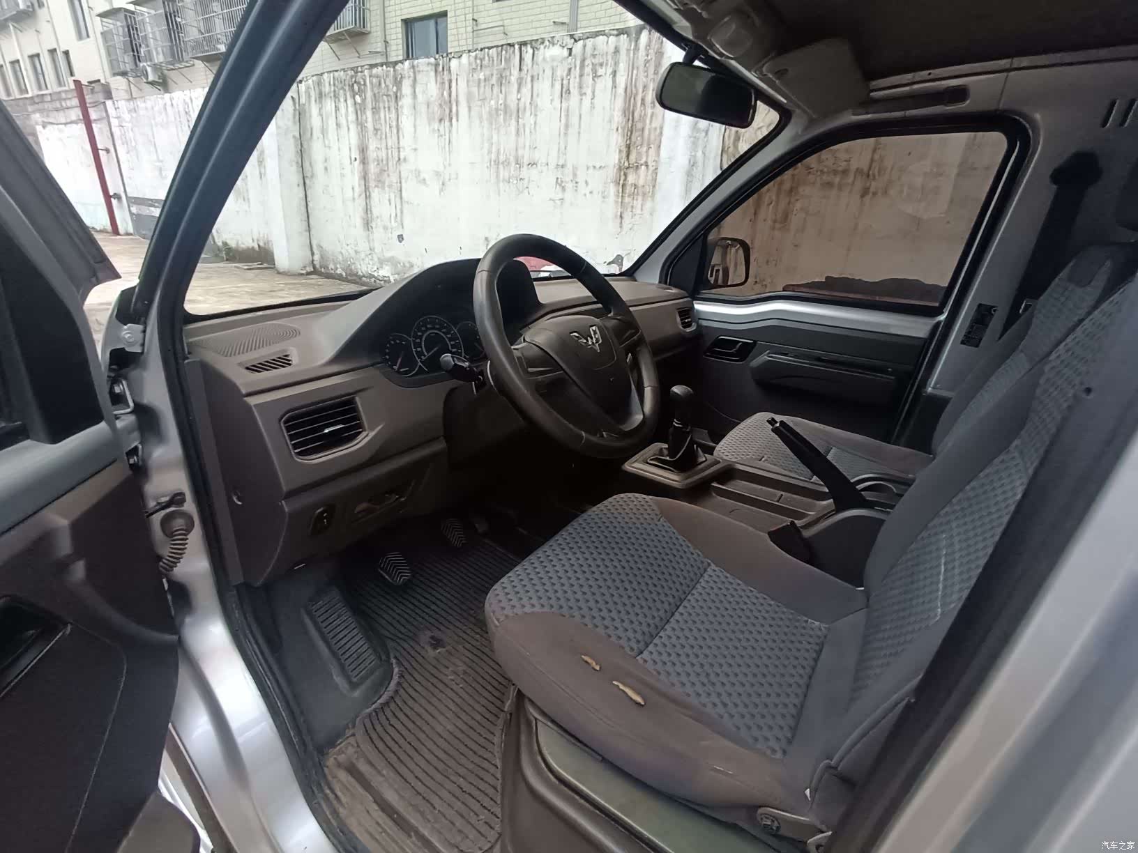 Wuling L3C, 2020 9