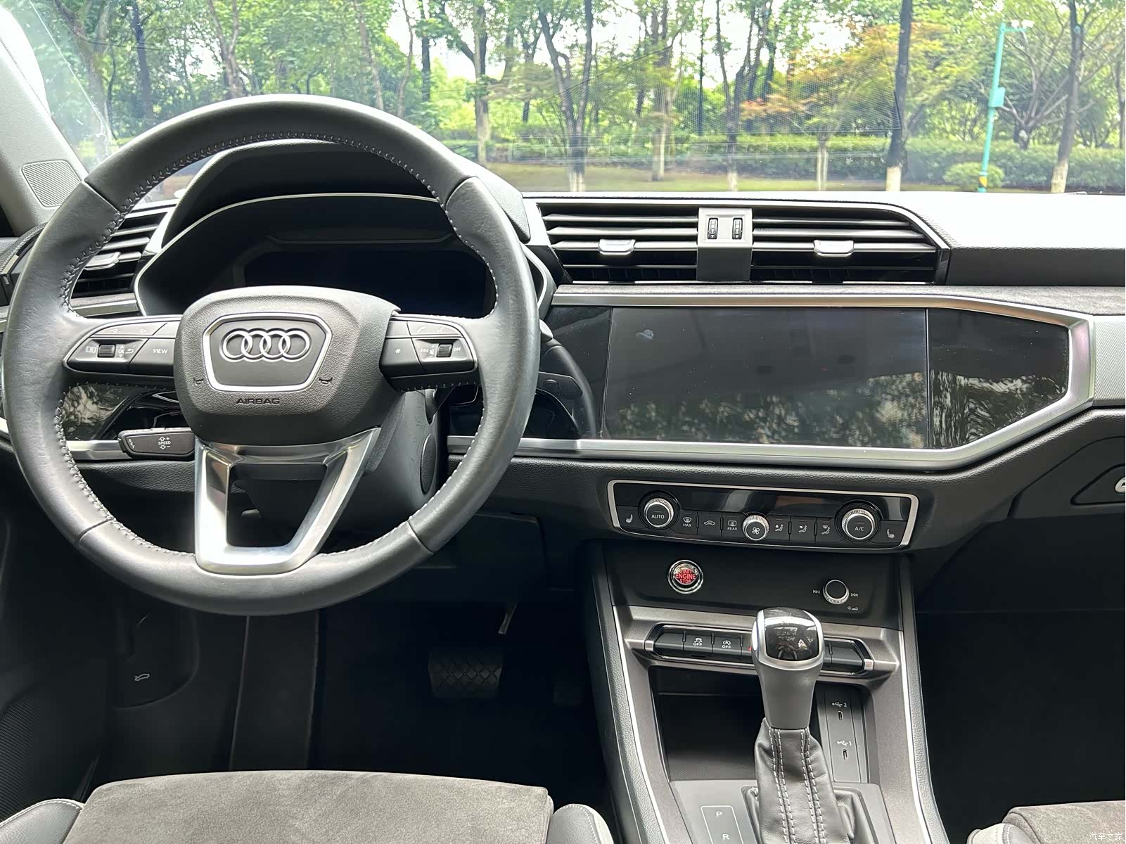 Audi Q3, 2022 12