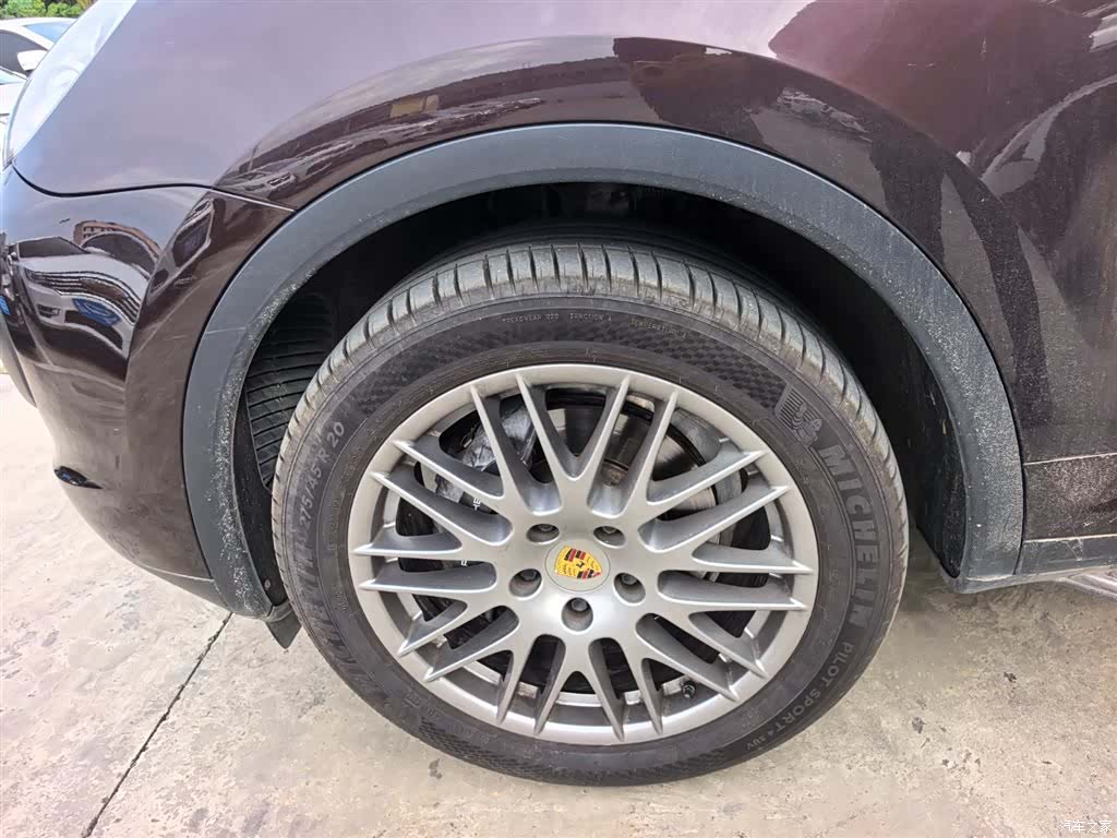 Porsche Cayenne, 2016 7