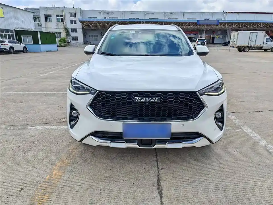 Haval F7