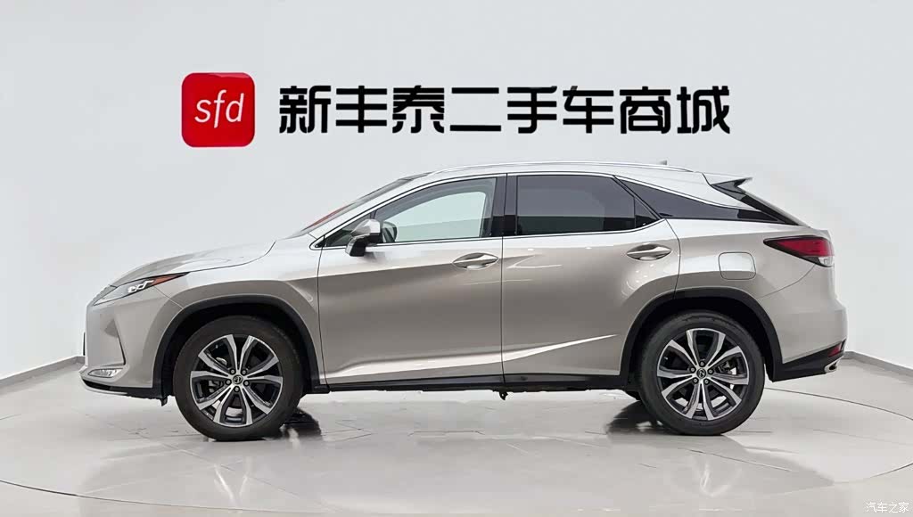 Lexus RX, 2022 4