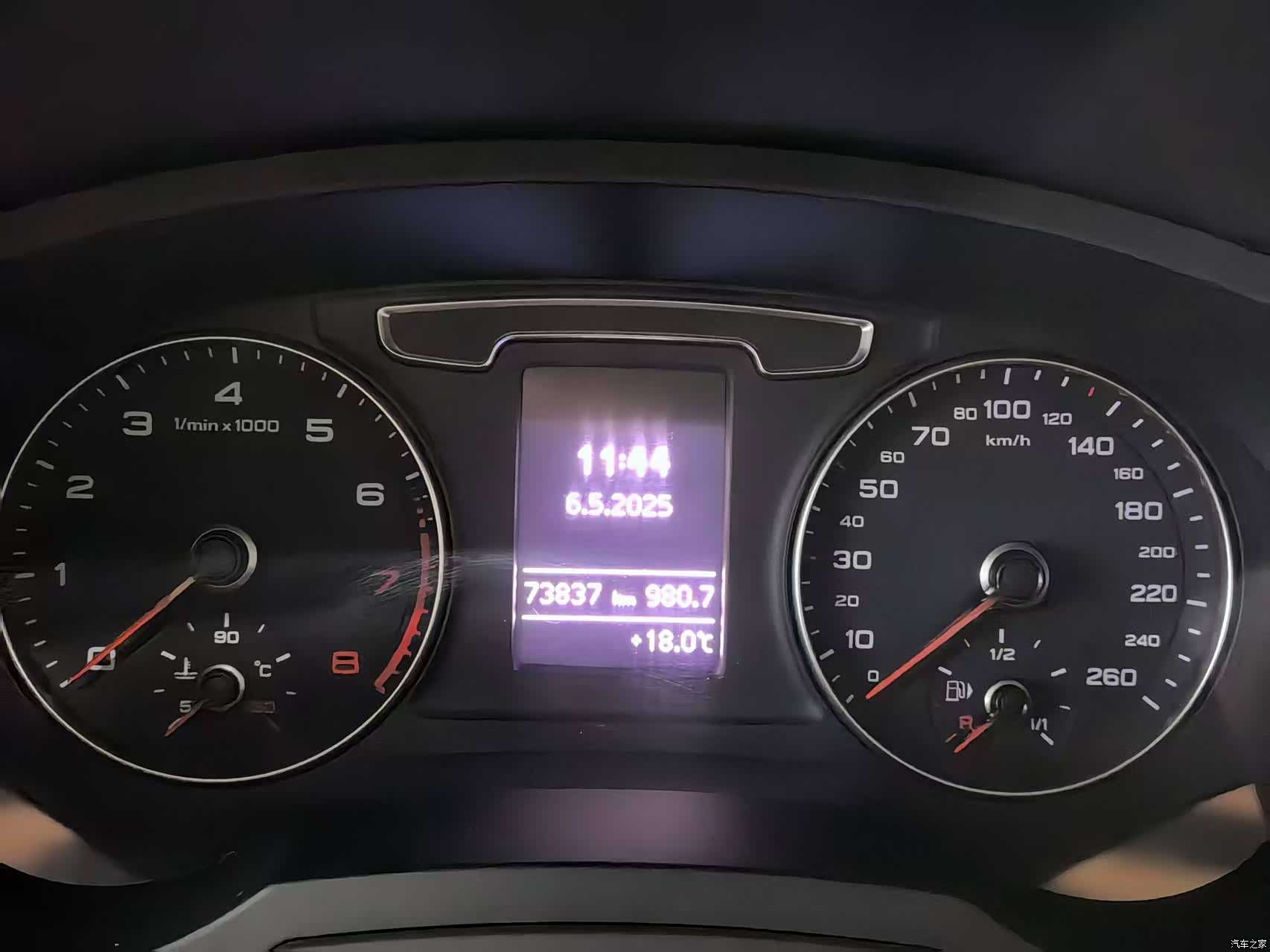 Audi Q3, 2019 4