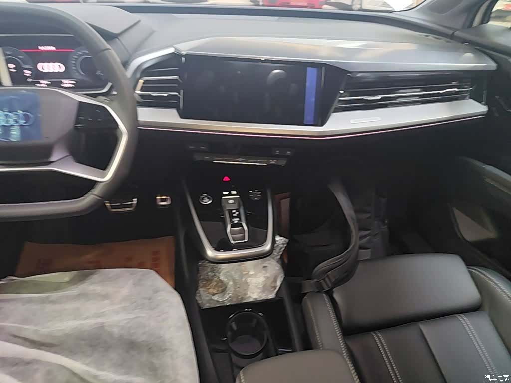 Audi Q4 e-tron, 2026 9