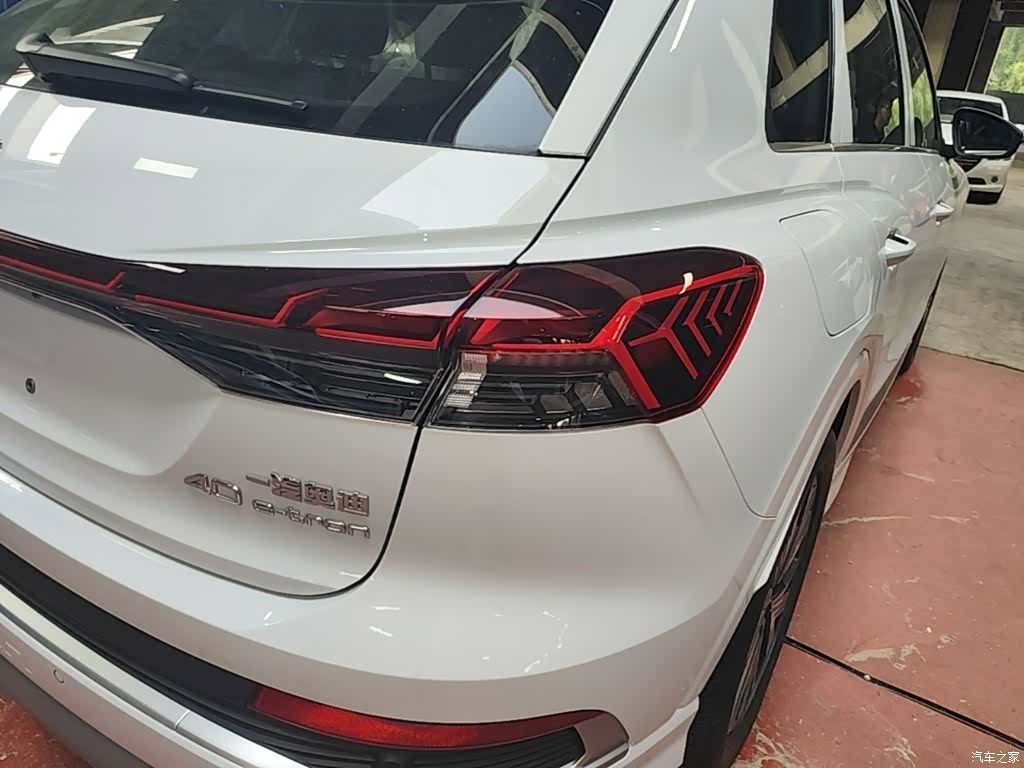 Audi Q4 e-tron, 2026 24