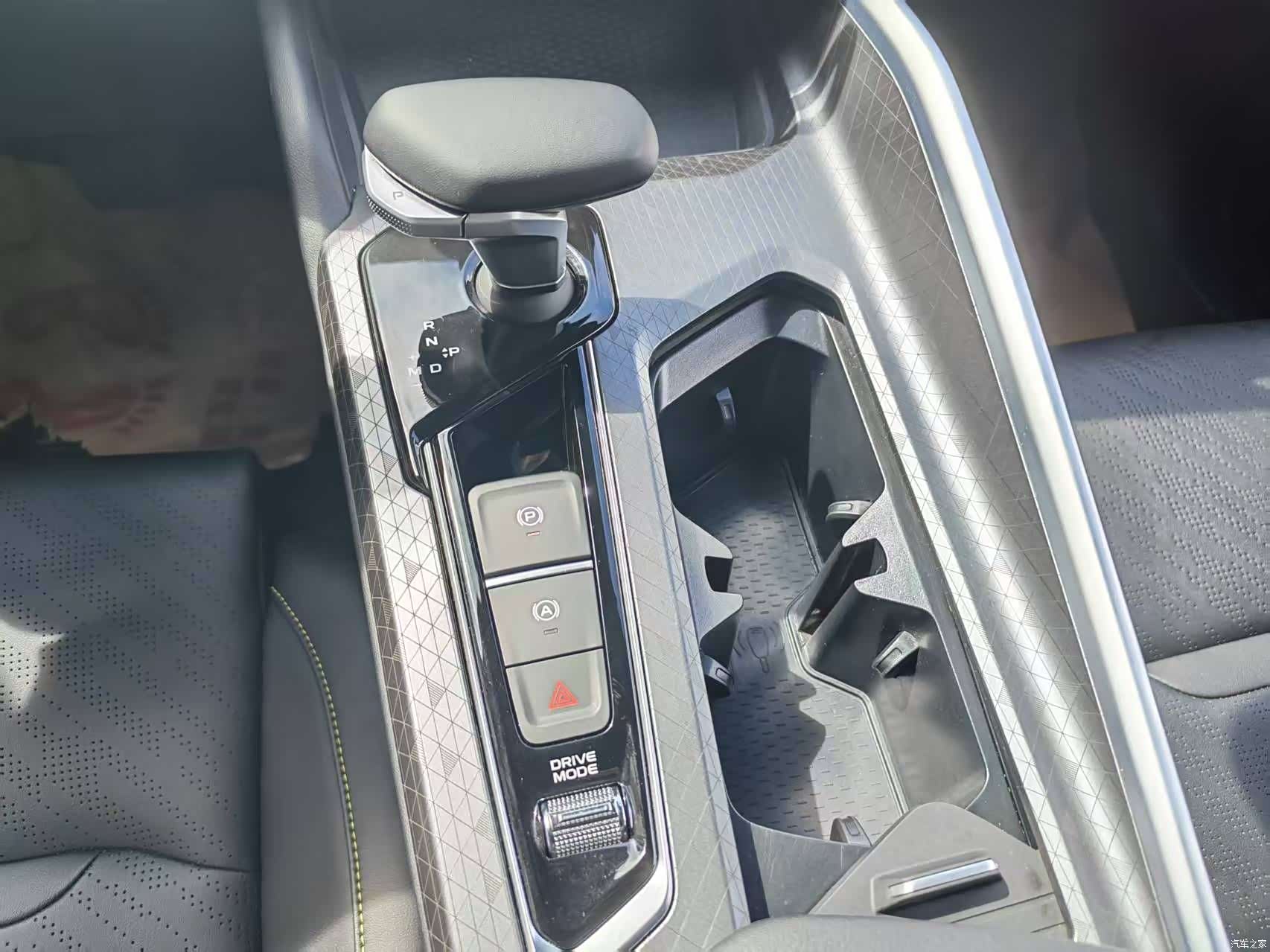 Geely Preface, 2022 7