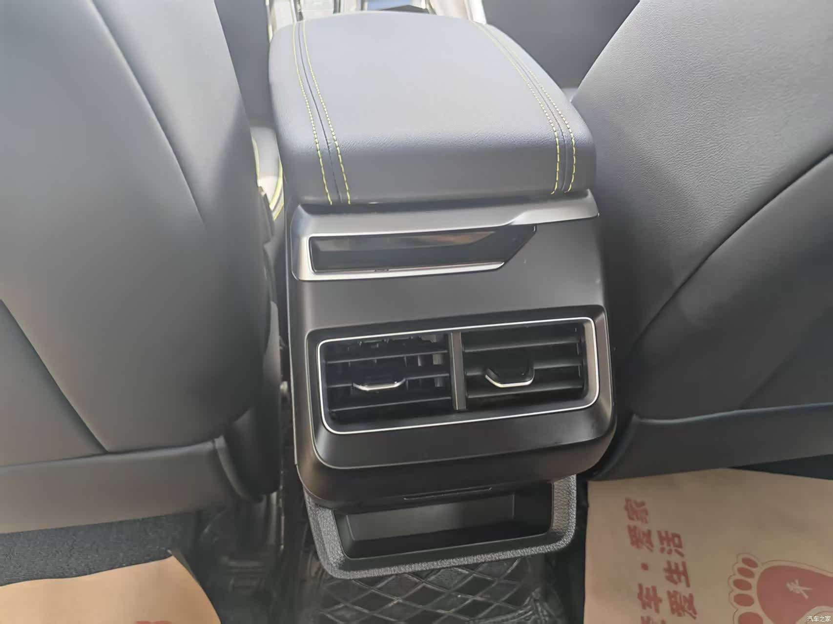 Geely Preface, 2022 10