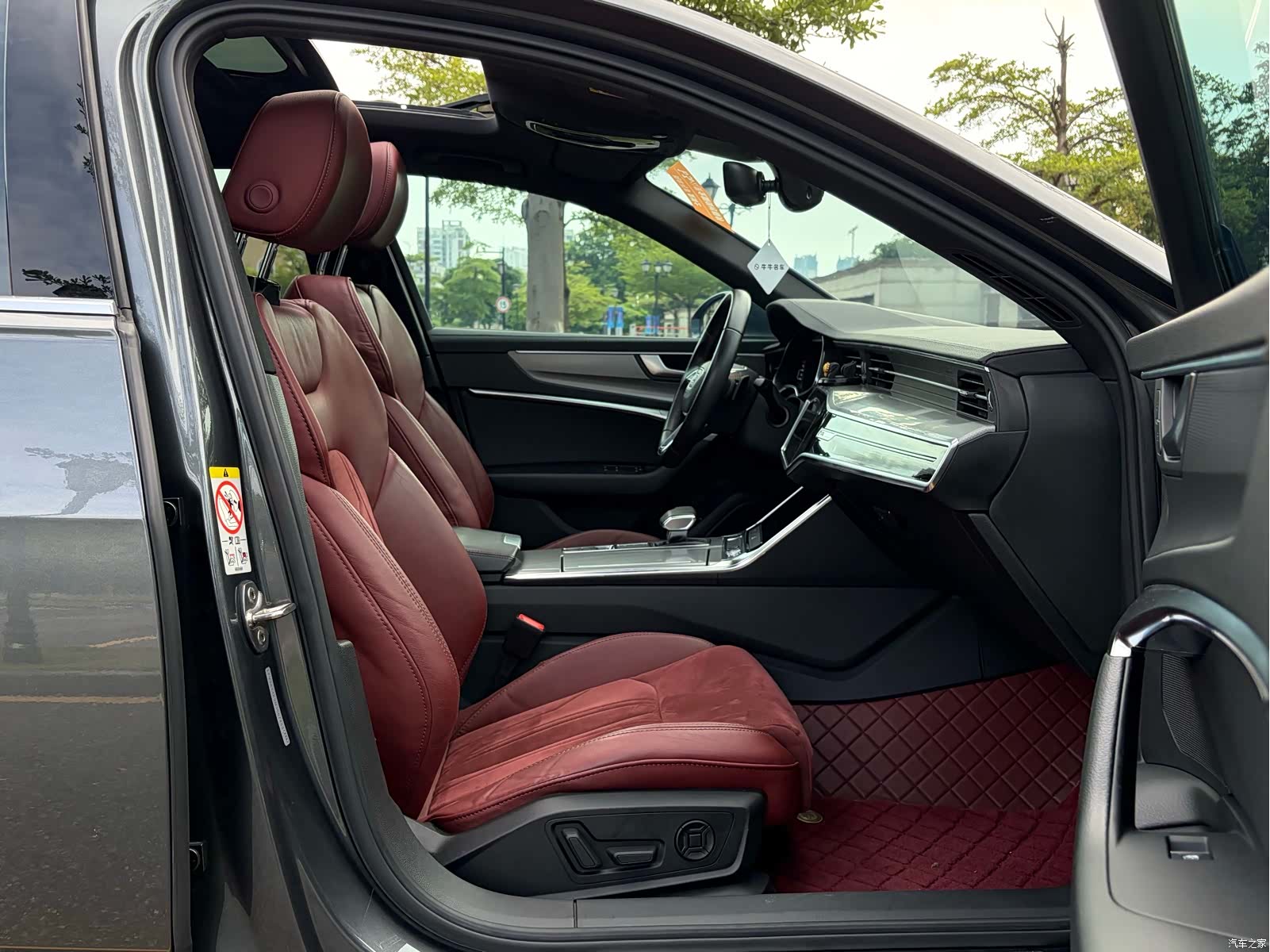 Audi A6L, 2021 16