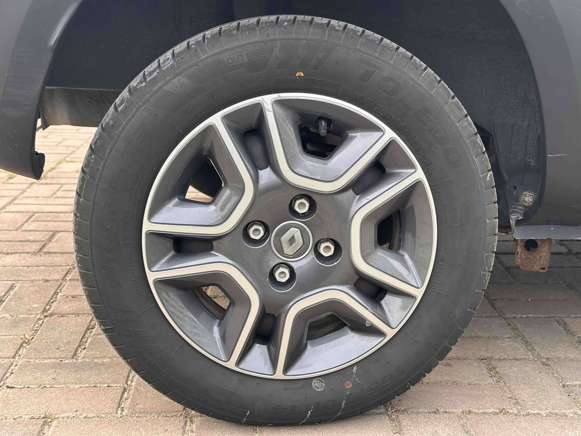 DongFeng e, 2019 21