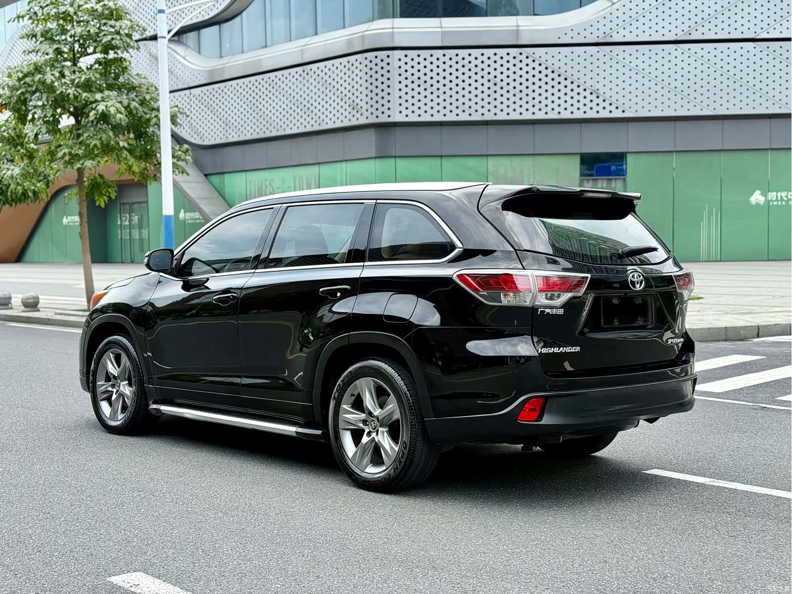 Toyota Highlander, 2016 все фото
