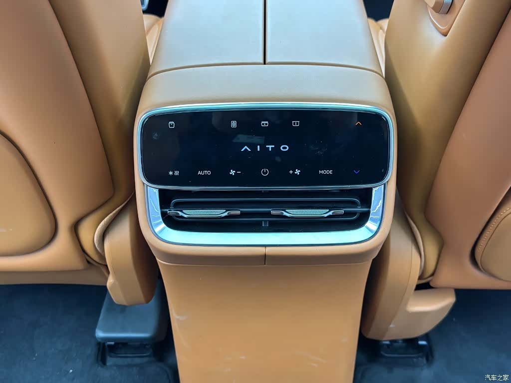 AITO M8, 2025 13