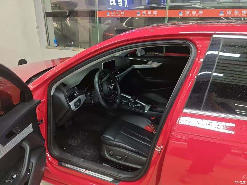 Audi A4L, 2017 все фото
