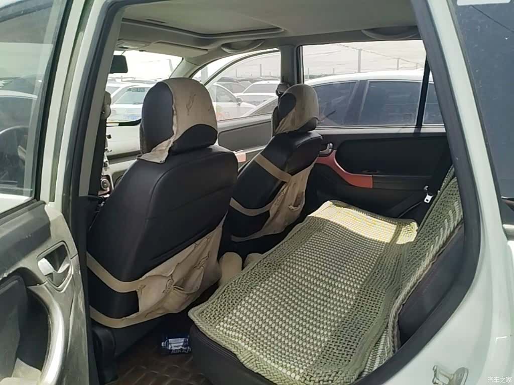 Chery 3, 2015 24