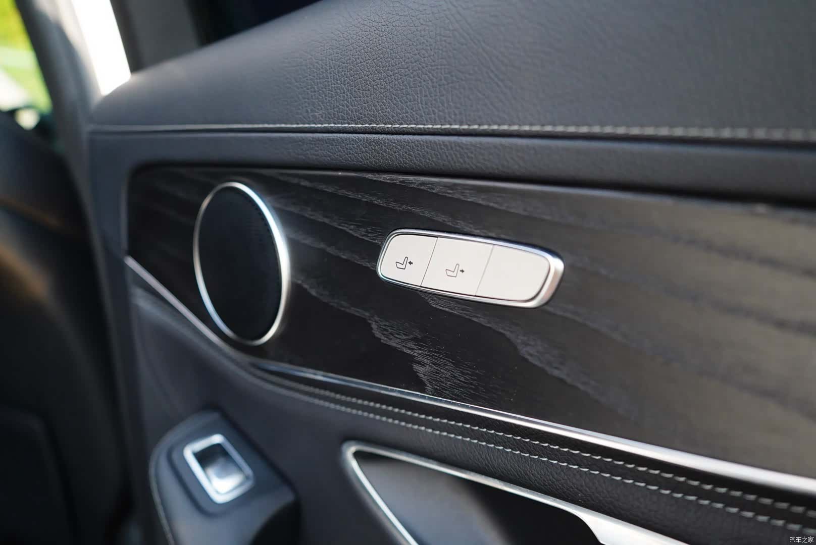 Lincoln MKT, 2012 27