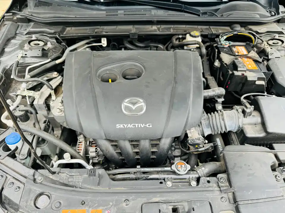 Mazda 3 Angkesaila