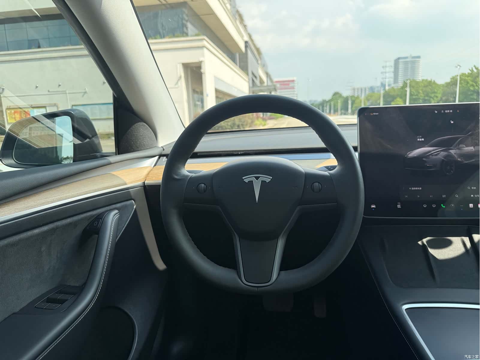 Tesla Model Y, 2023 все фото