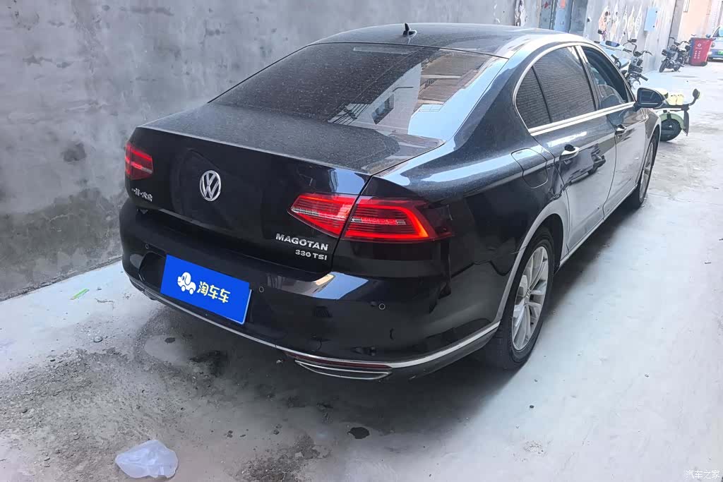 Volkswagen Magotan, 2019 3