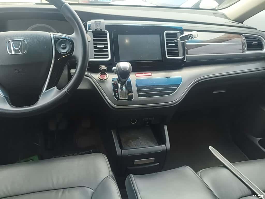 Honda Elysion, 2018 14