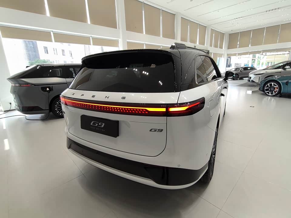XPENG G9