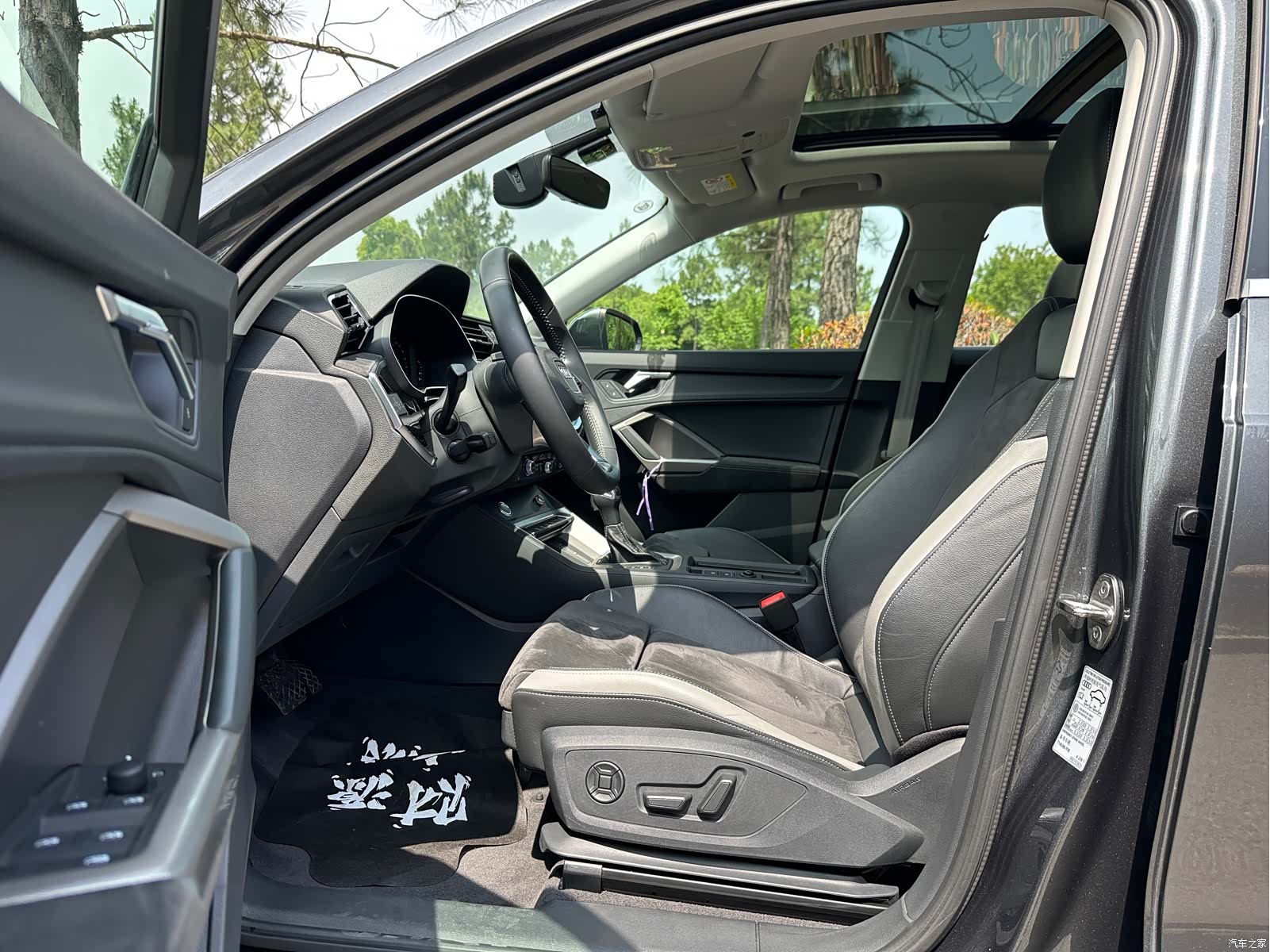 Audi Q3, 2021 4