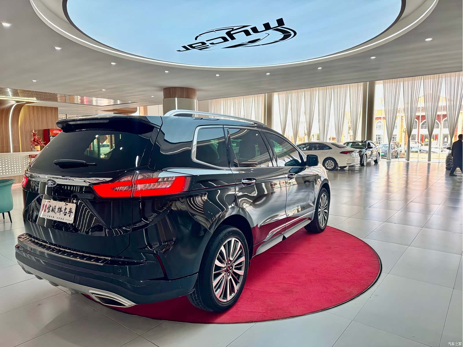 Ford Edge, 2022 все фото