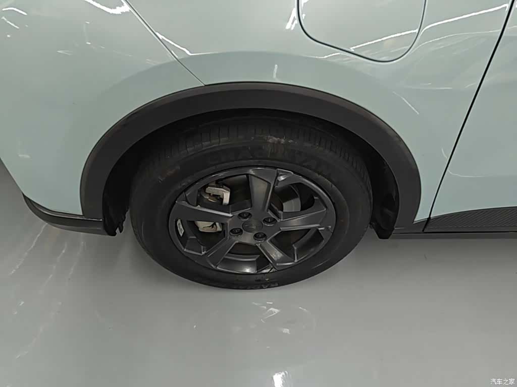 Geely E, 2023 22