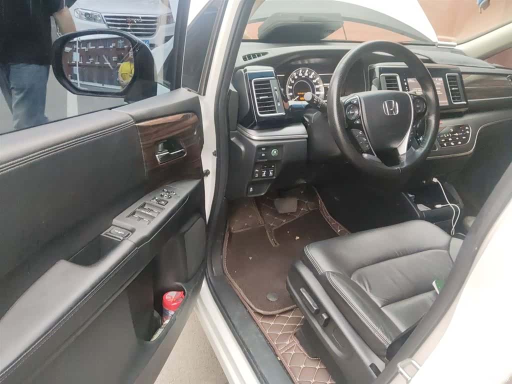 Honda Elysion, 2018 17