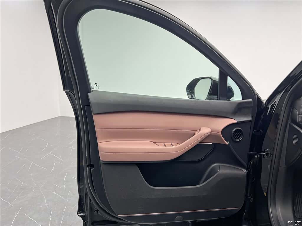 NIO EC6, 2023 13
