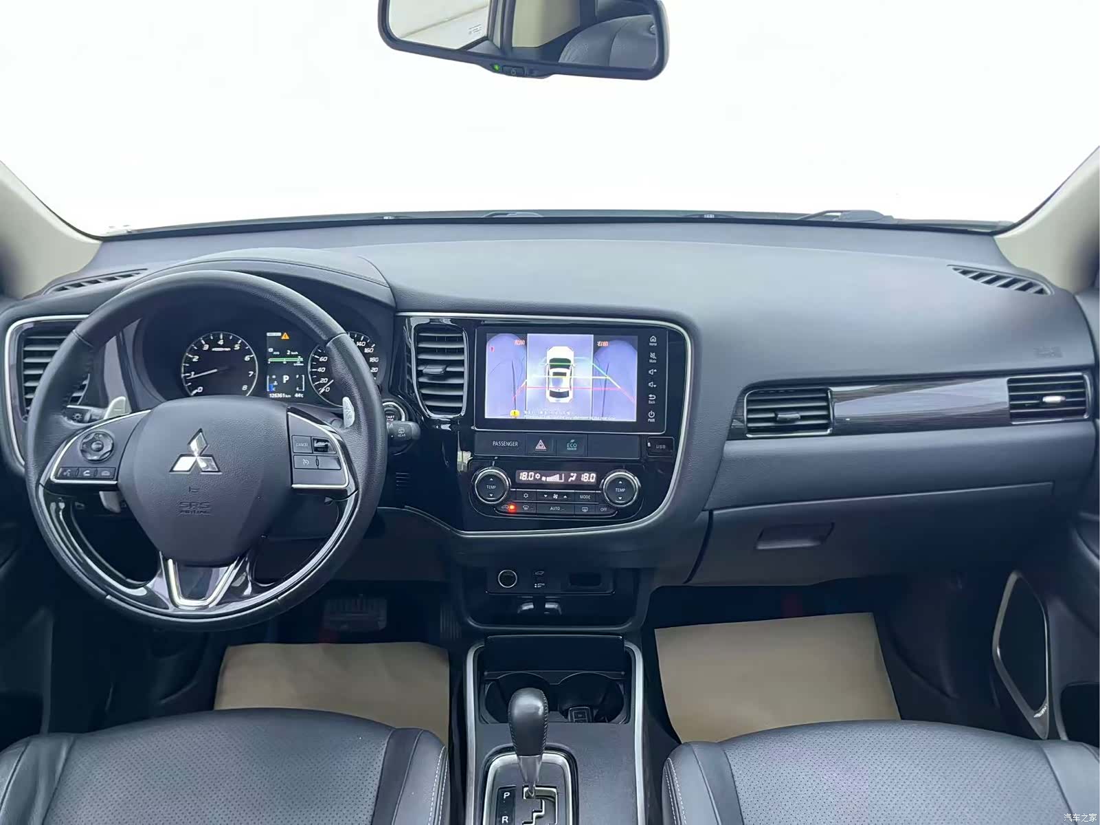 Mitsubishi Outlander, 2019 13