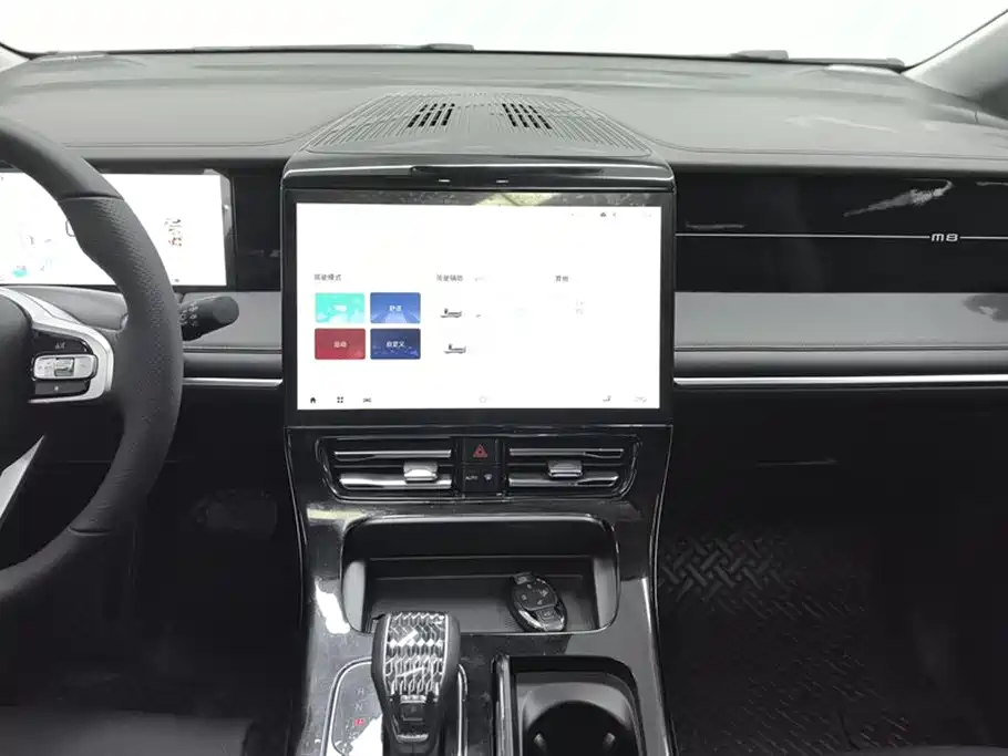 Trumpchi Trumpchi M8