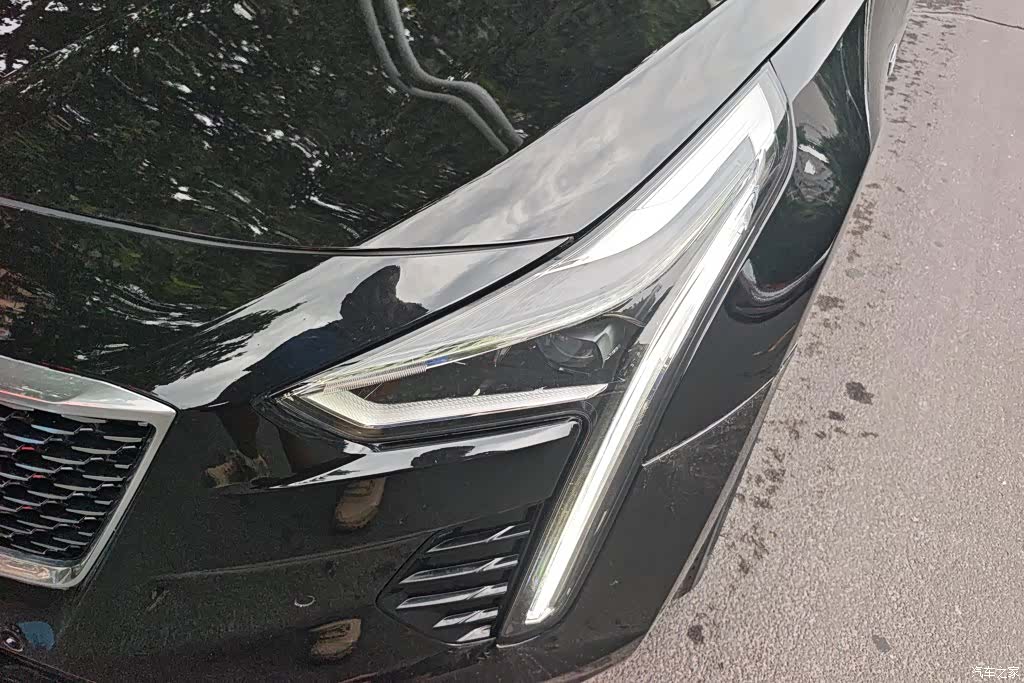 Cadillac CT6, 2021 все фото