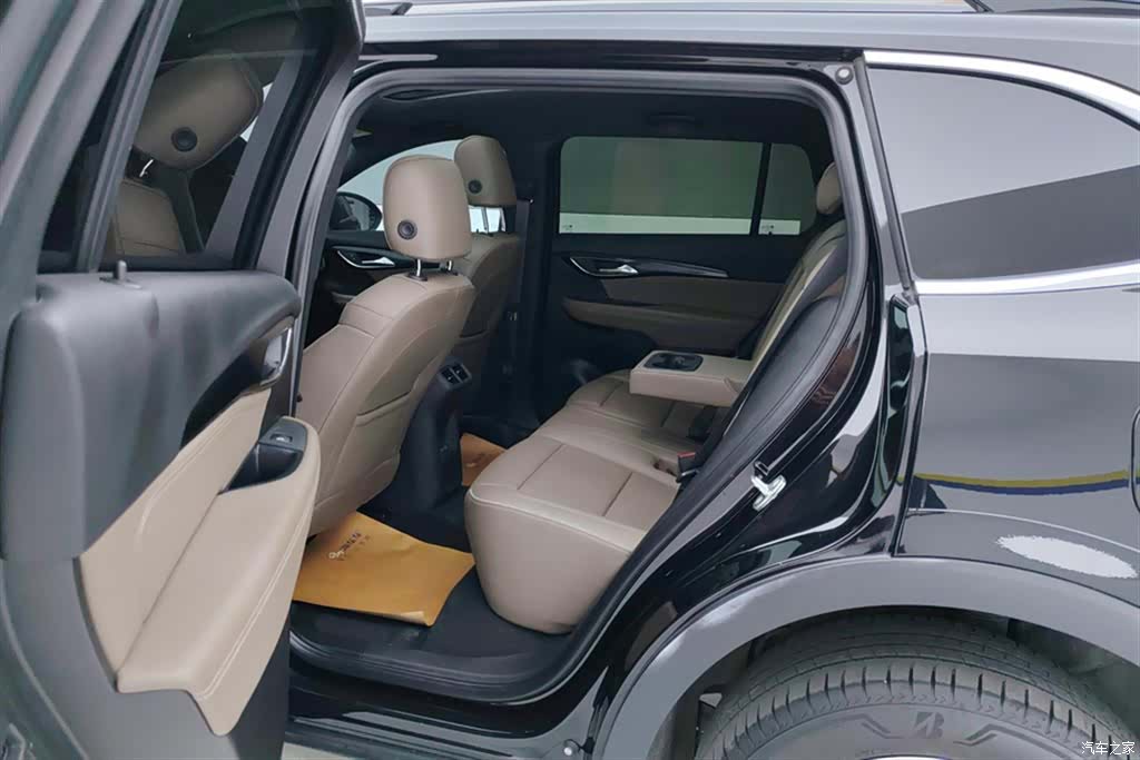 Buick Envision Plus, 2023 11