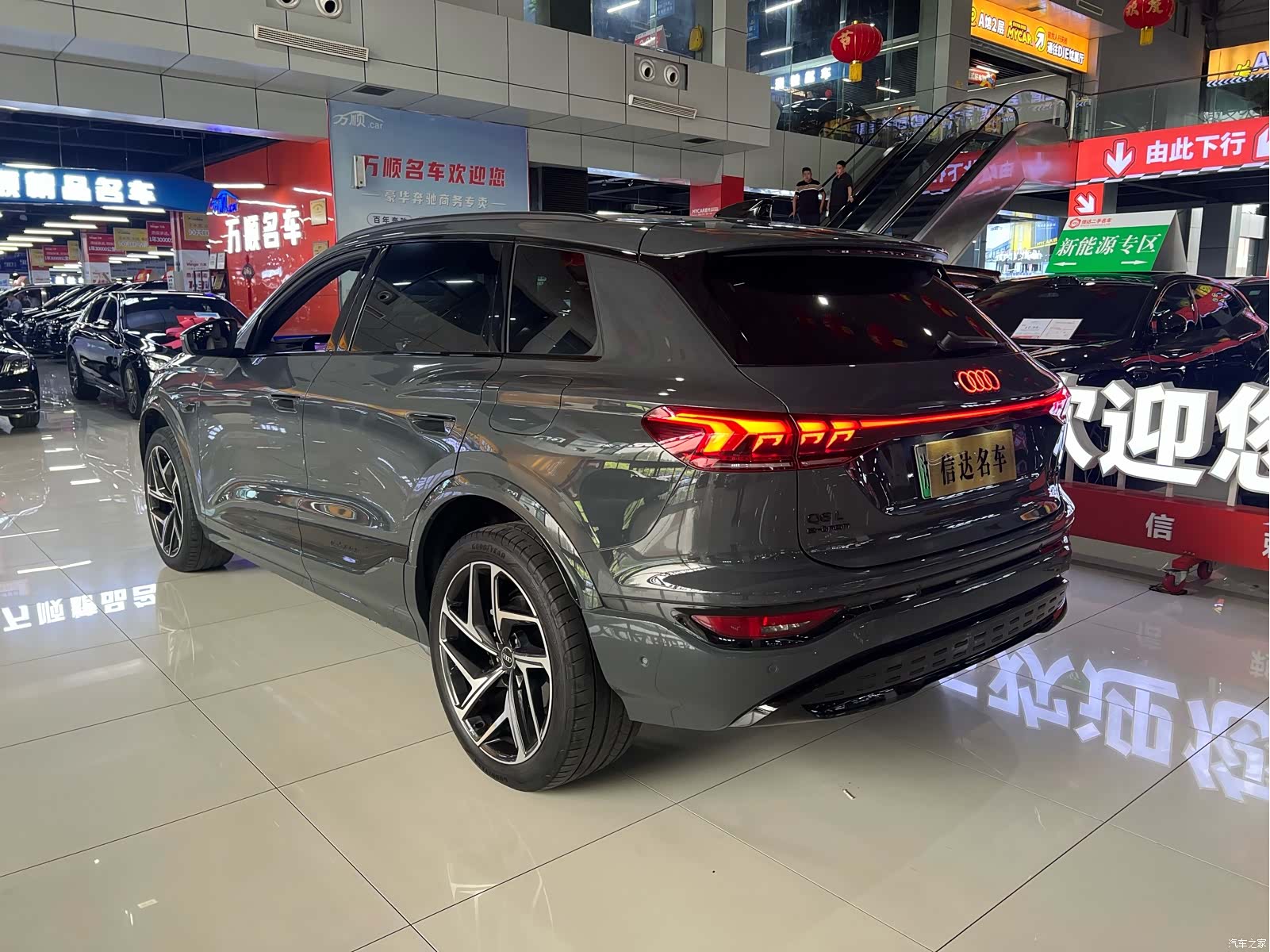 Audi e-tron, 2025 4