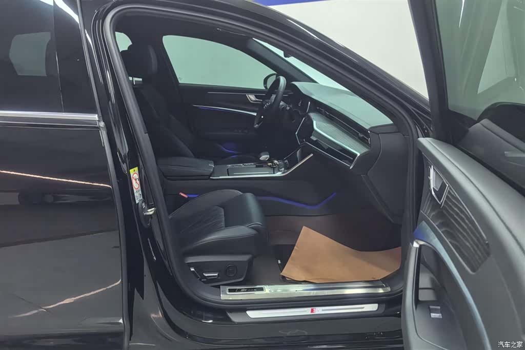 Audi A6L, 2025 8