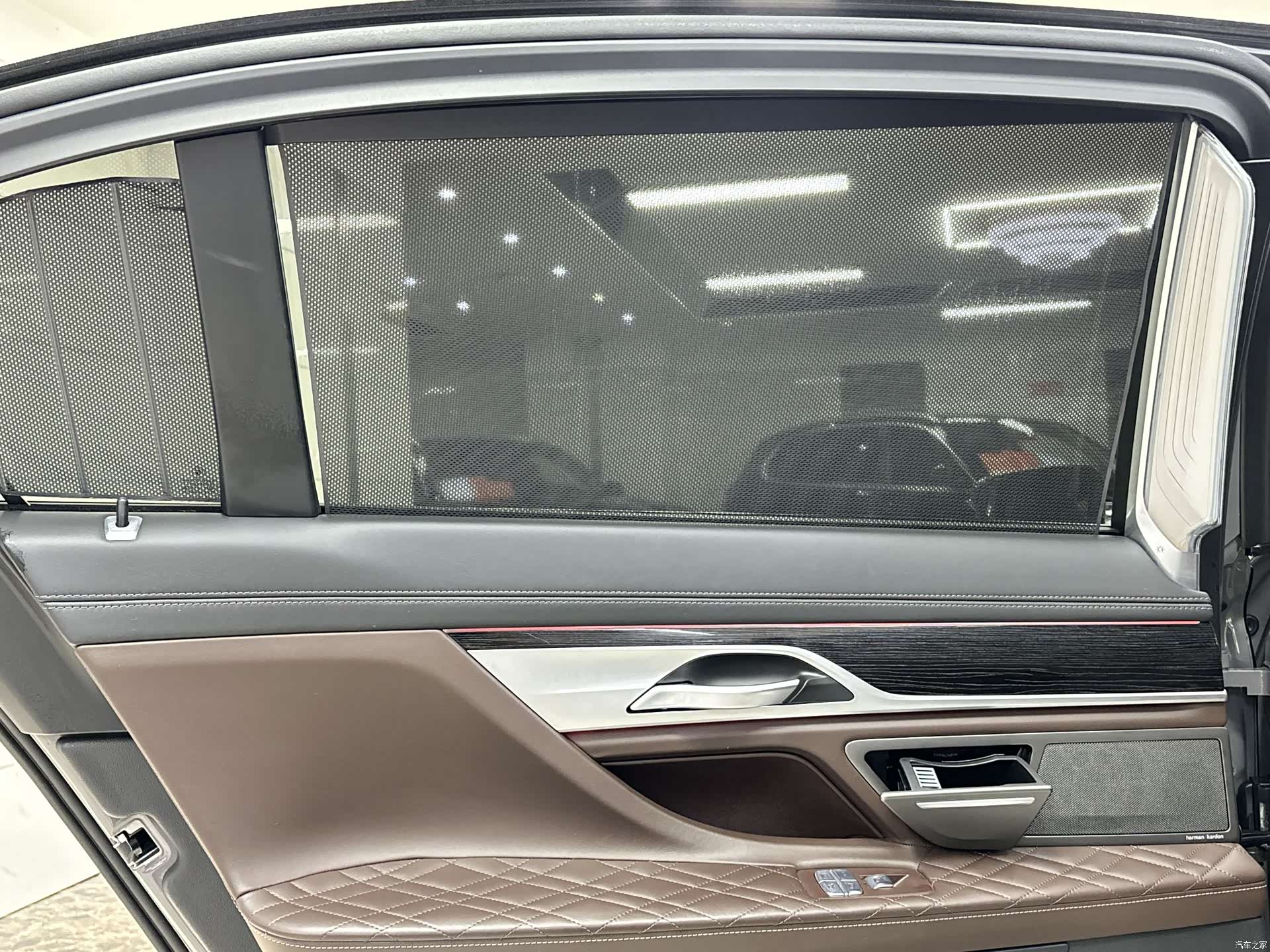 BMW 7 Series, 2021 24